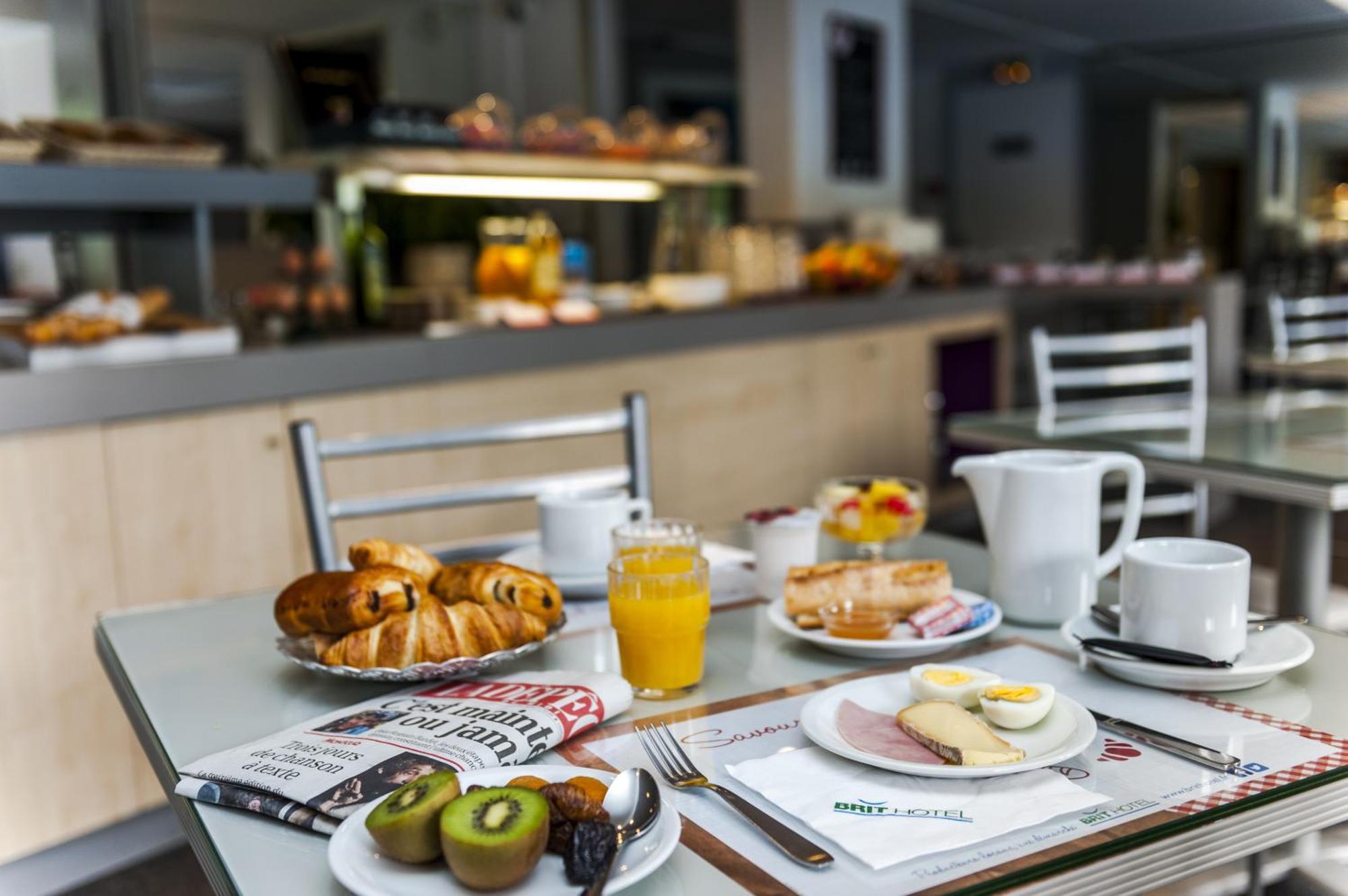 Brit Hotel Cahors - Le France Εξωτερικό φωτογραφία