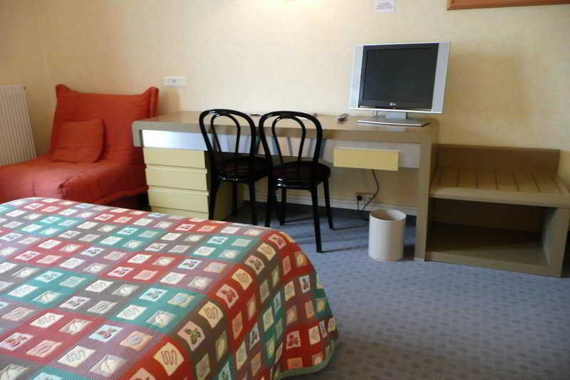 Brit Hotel Cahors - Le France Εξωτερικό φωτογραφία
