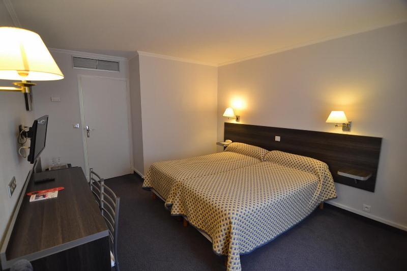 Brit Hotel Cahors - Le France Εξωτερικό φωτογραφία